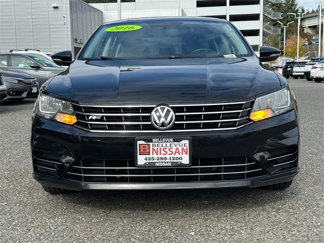 2016 Volkswagen Passat 1.8T R-Line