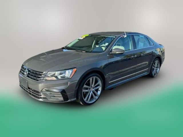 2016 Volkswagen Passat 1.8T R-Line Comfort