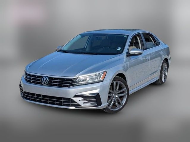 2016 Volkswagen Passat 1.8T R-Line Comfort