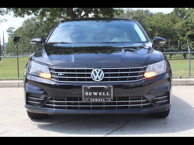 2016 Volkswagen Passat 1.8T R-Line Comfort