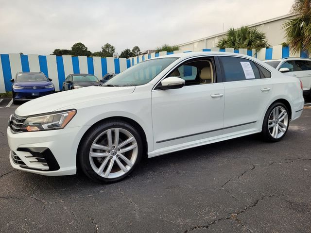 2016 Volkswagen Passat 1.8T R-Line Comfort