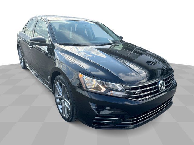 2016 Volkswagen Passat 1.8T R-Line Comfort