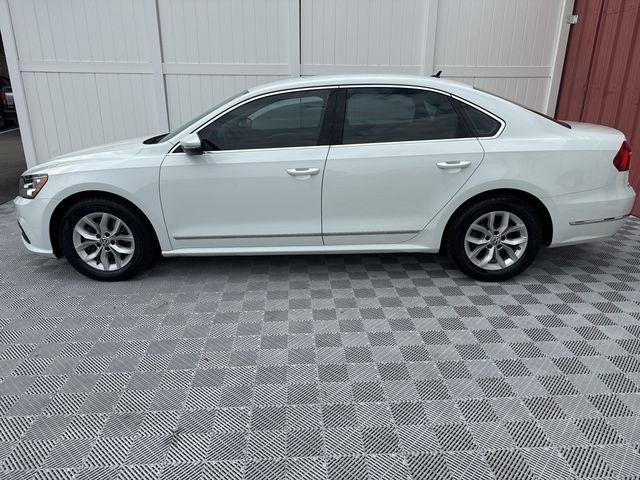 2016 Volkswagen Passat 1.8T S