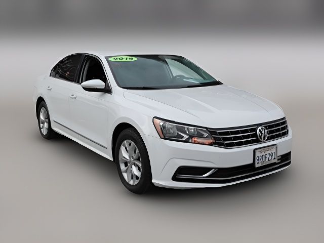 2016 Volkswagen Passat 1.8T S