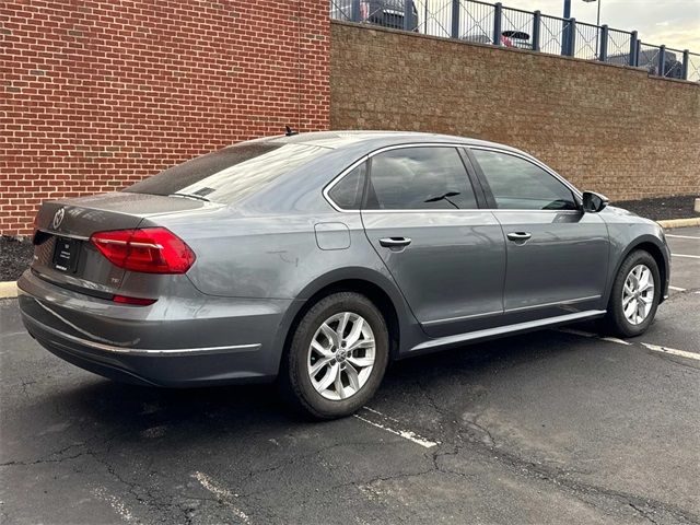 2016 Volkswagen Passat 1.8T S