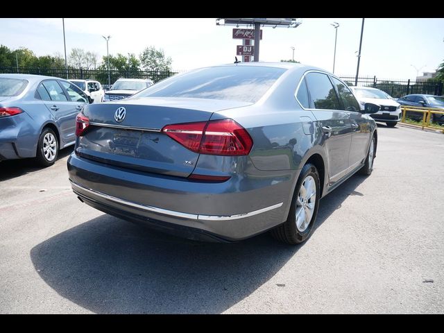 2016 Volkswagen Passat 1.8T S