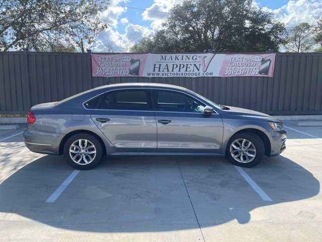 2016 Volkswagen Passat 1.8T S