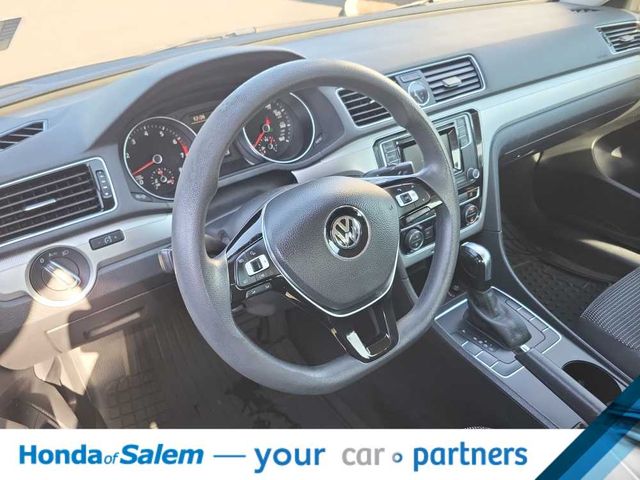 2016 Volkswagen Passat 1.8T S