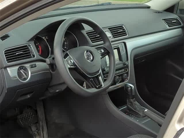 2016 Volkswagen Passat 1.8T S