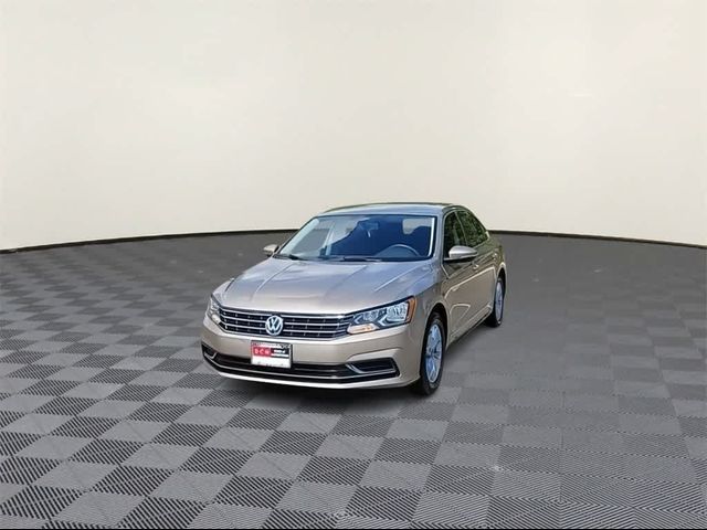 2016 Volkswagen Passat 1.8T S