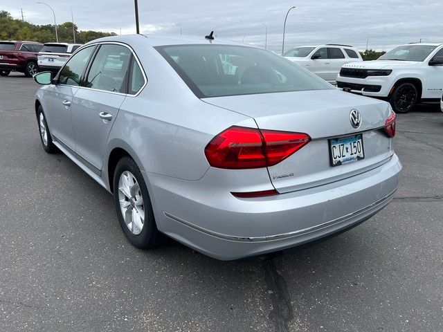 2016 Volkswagen Passat 1.8T S