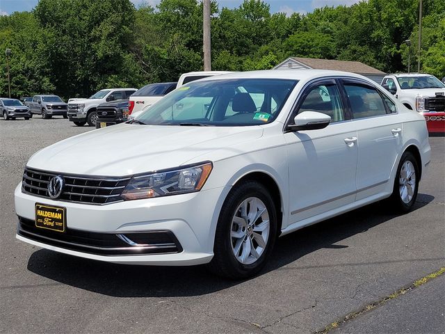 2016 Volkswagen Passat 1.8T S