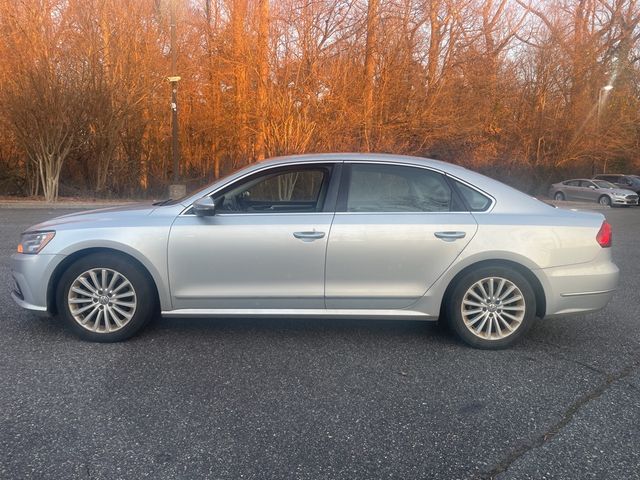 2016 Volkswagen Passat 1.8T SE