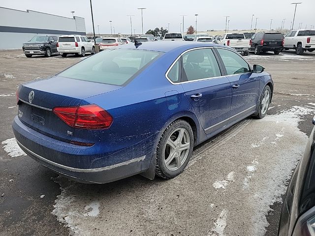 2016 Volkswagen Passat 1.8T SE