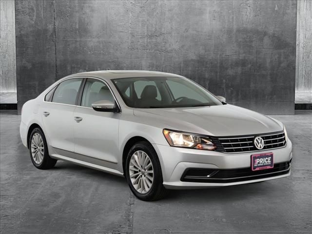 2016 Volkswagen Passat 1.8T SE