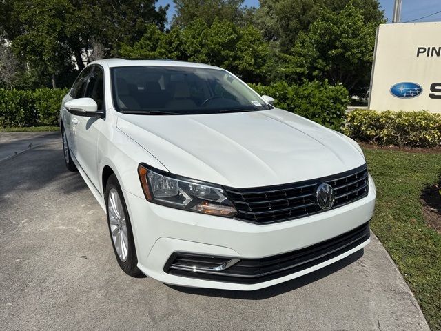 2016 Volkswagen Passat 1.8T SE