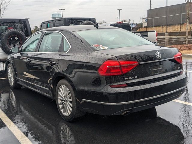 2016 Volkswagen Passat 1.8T SE