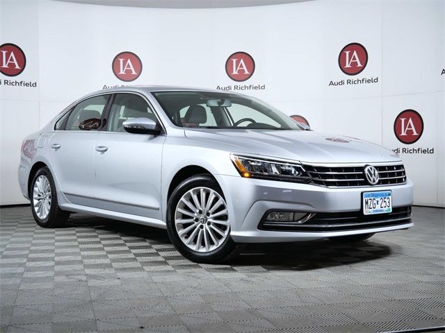 2016 Volkswagen Passat 1.8T SE