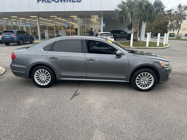 2016 Volkswagen Passat 1.8T SE