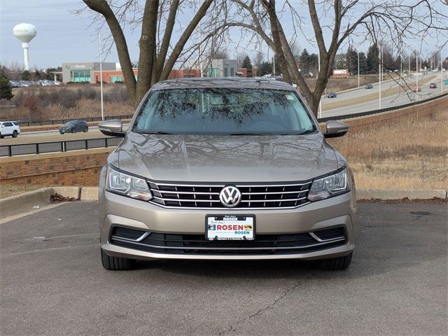 2016 Volkswagen Passat 1.8T SE