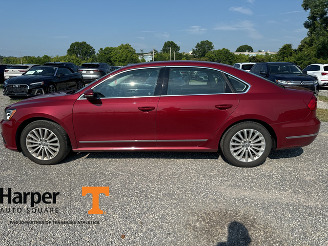 2016 Volkswagen Passat 1.8T SE