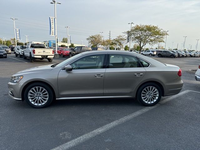 2016 Volkswagen Passat 1.8T SE