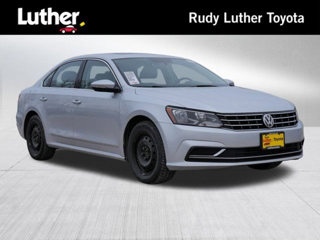 2016 Volkswagen Passat 1.8T SE