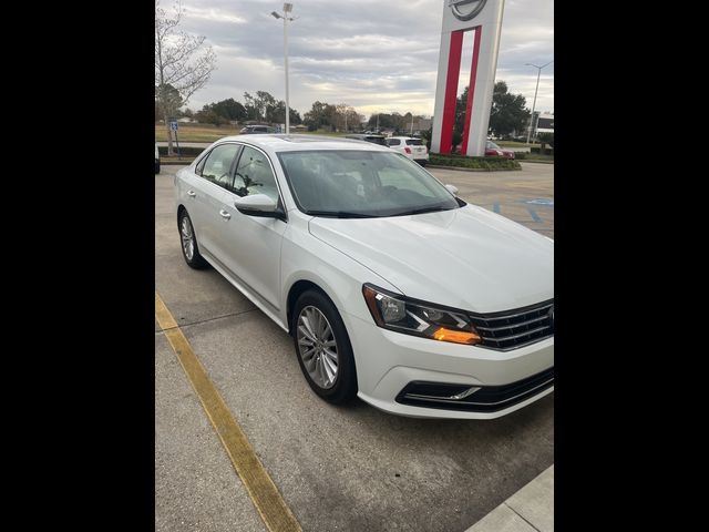 2016 Volkswagen Passat 1.8T SE