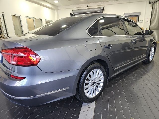 2016 Volkswagen Passat 1.8T SE