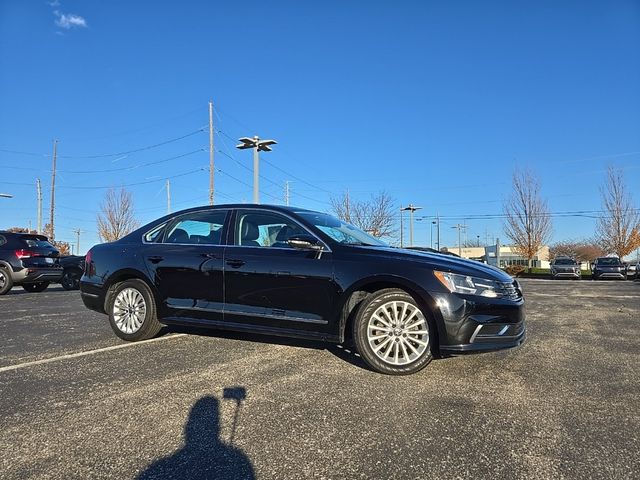 2016 Volkswagen Passat 1.8T SE