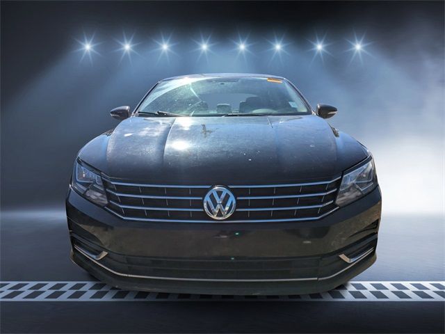 2016 Volkswagen Passat 1.8T SE