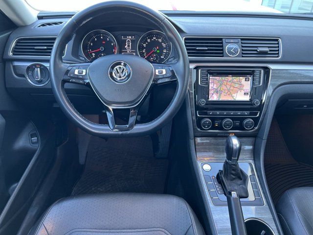 2016 Volkswagen Passat 1.8T SE Technology