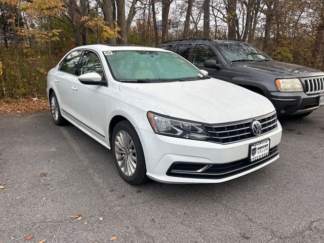 2016 Volkswagen Passat 1.8T SE