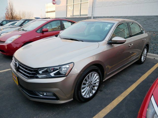 2016 Volkswagen Passat 1.8T SE Technology