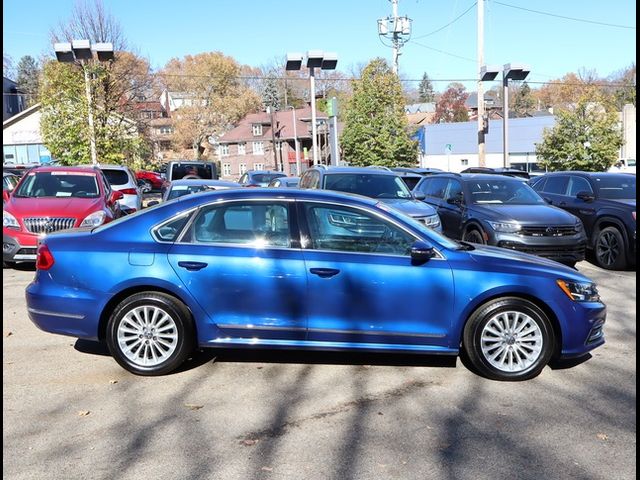 2016 Volkswagen Passat 1.8T SE