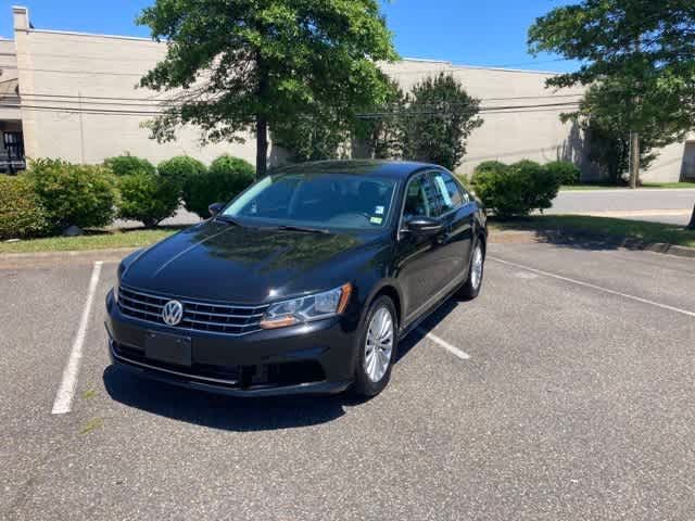 2016 Volkswagen Passat 1.8T SE