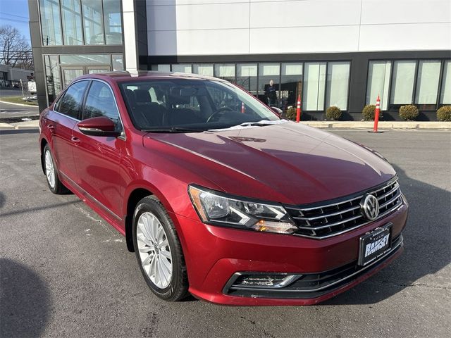 2016 Volkswagen Passat 1.8T SE