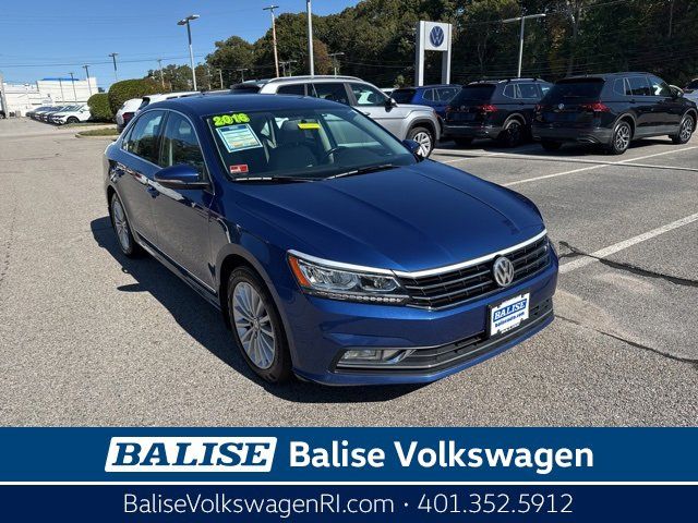 2016 Volkswagen Passat 1.8T SE