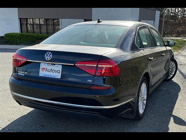 2016 Volkswagen Passat 1.8T SE Technology