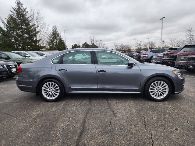 2016 Volkswagen Passat 1.8T SE