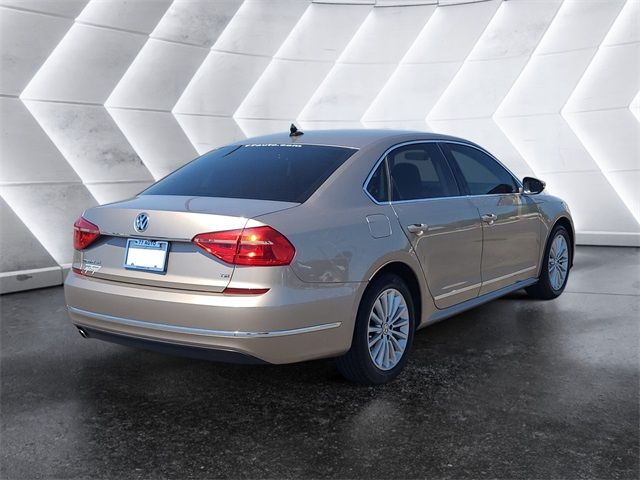 2016 Volkswagen Passat 1.8T SE