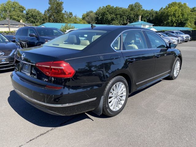 2016 Volkswagen Passat 1.8T SE