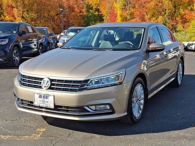 2016 Volkswagen Passat 1.8T SE