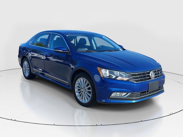 2016 Volkswagen Passat 1.8T SE Technology