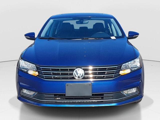 2016 Volkswagen Passat 1.8T SE Technology