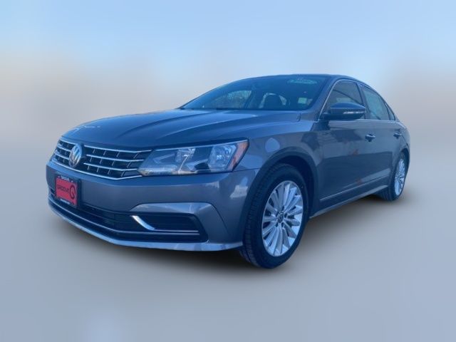 2016 Volkswagen Passat 1.8T SE