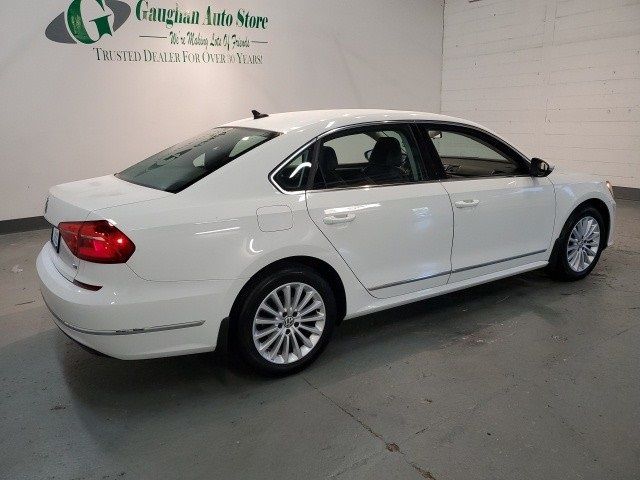 2016 Volkswagen Passat 1.8T SE