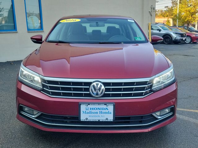 2016 Volkswagen Passat 1.8T SE