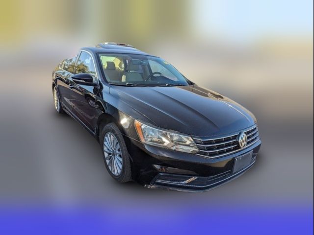 2016 Volkswagen Passat 1.8T SE