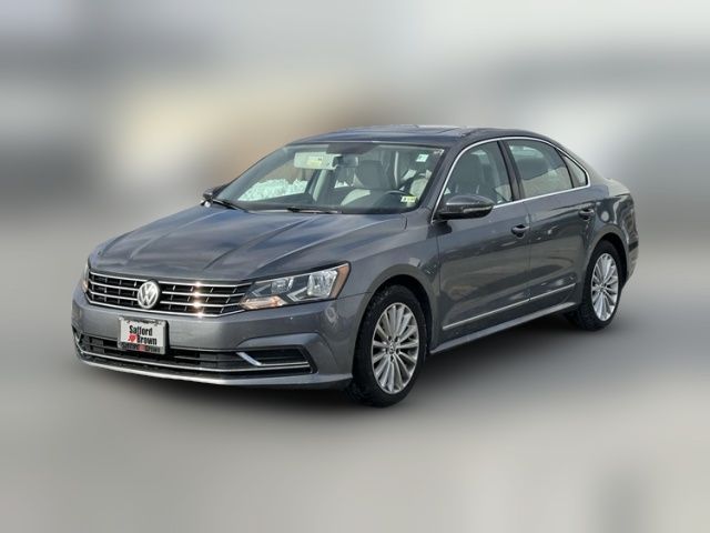 2016 Volkswagen Passat 1.8T SE